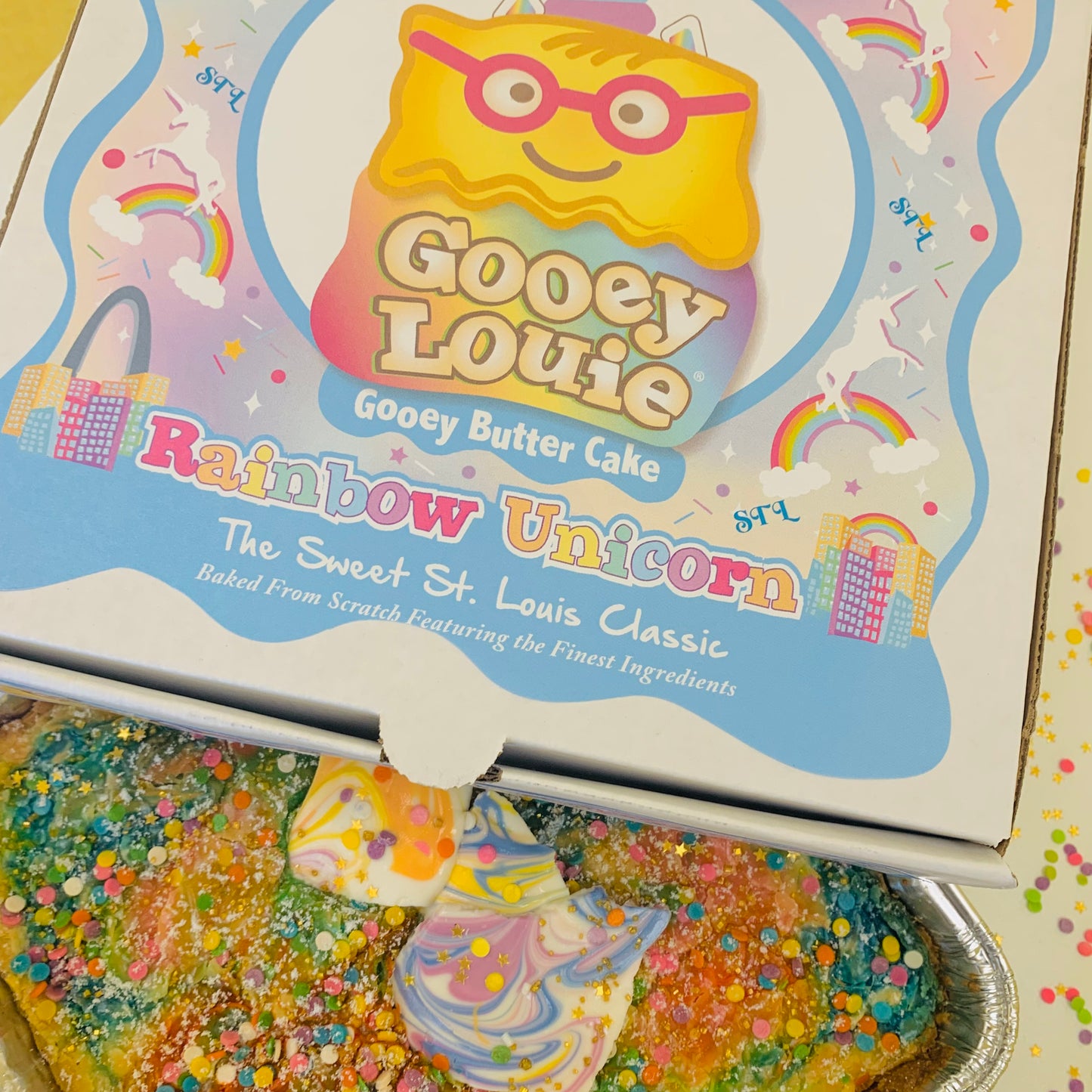 RAINBOW UNICORN Gooey Butter Cake Flavor SHIPPING INCLUDED